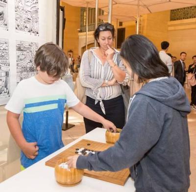 南京周 福中人文客廳上演南京特色文化秀，紐約城閃耀東方風(fēng)情